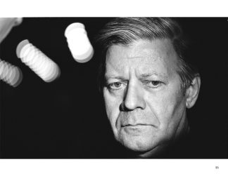 VOLKER HINZ - PORTRAIT HELMUT SCHMIDT AUF EINEM SPD PARTEITAG IN HAMBURG, 1977 VOLKER HINZ - PORTRAIT HELMUT SCHMIDT AUF EINEM SPD PARTEITAG IN HAMBURG, 1977